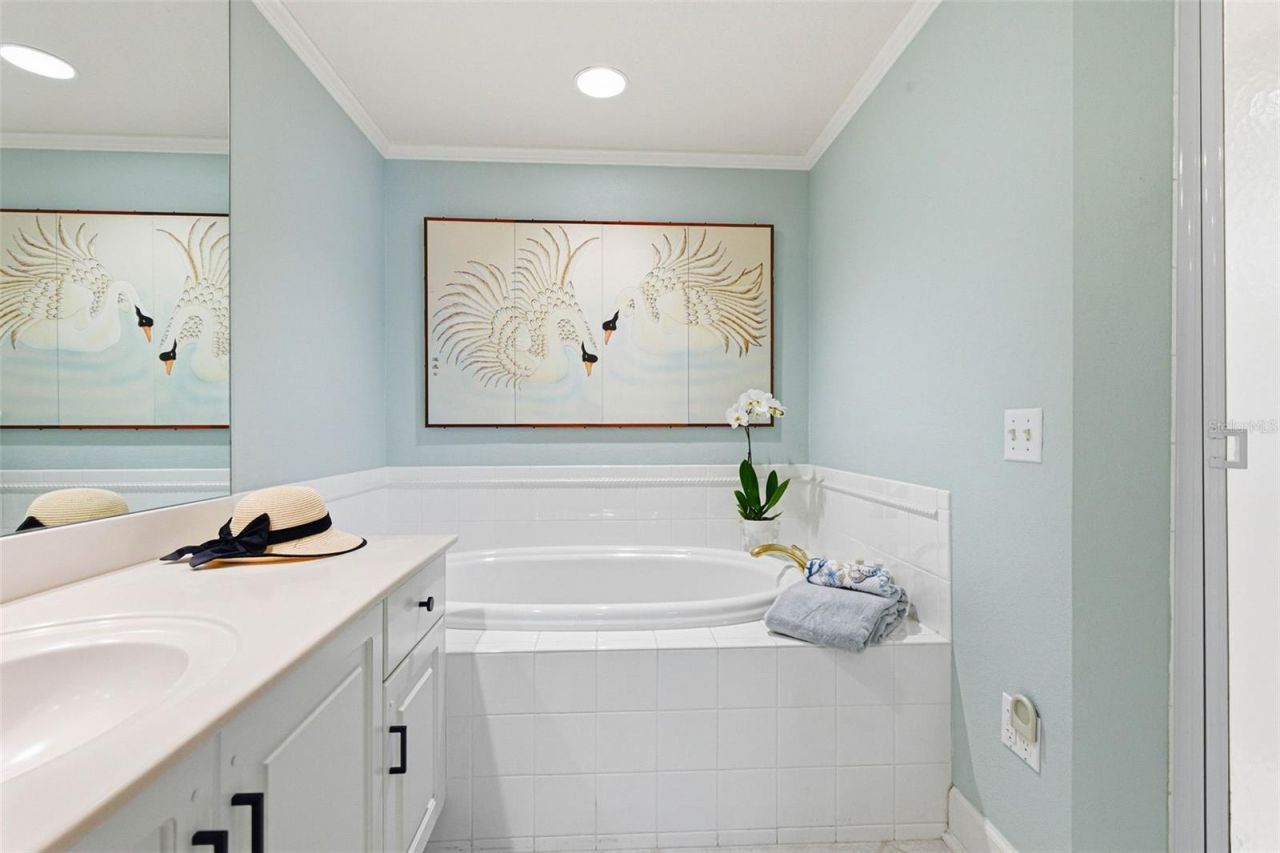 4991 Bacopa Lane S, Unit 201, Saint Petersburg, FL 33715 Photo