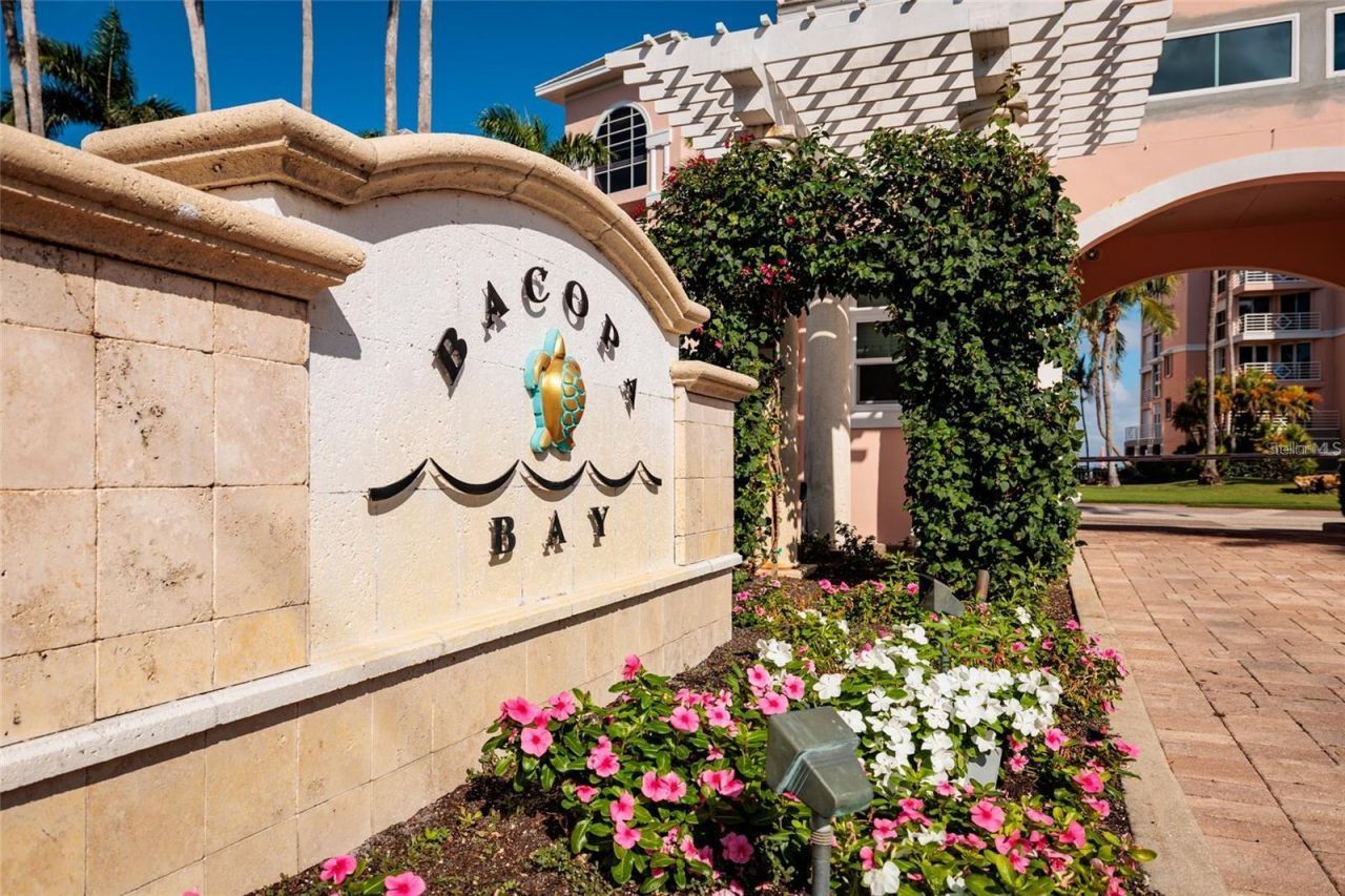 4991 Bacopa Lane S, Unit 201, Saint Petersburg, FL 33715 Photo