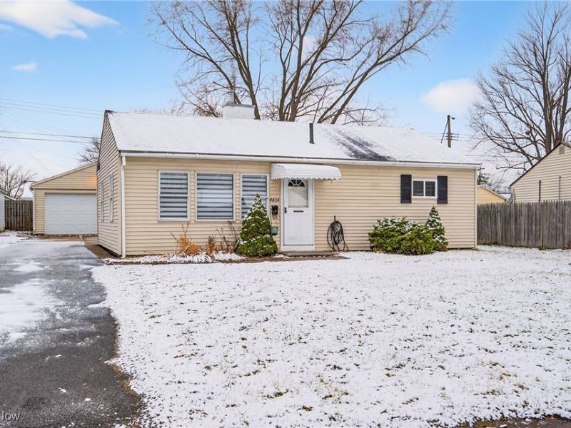 4434 Riverside Drive, Lorain, OH 44055 Photo 1