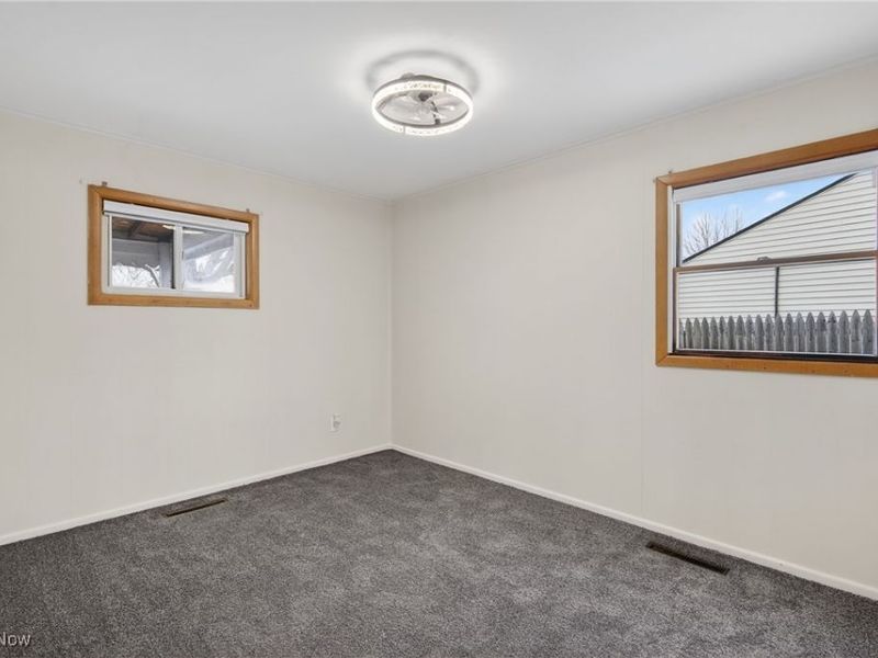 4434 Riverside Drive, Lorain, OH 44055 Photo 10