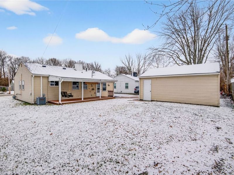 4434 Riverside Drive, Lorain, OH 44055 Photo 17