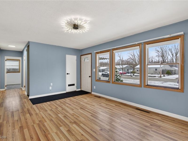 4434 Riverside Drive, Lorain, OH 44055 Photo 9