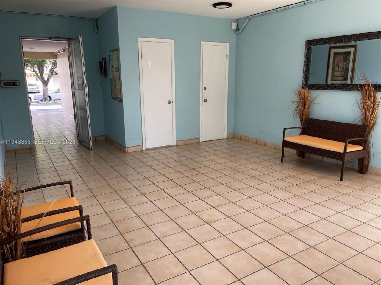 455 Golden Isles Dr, Unit 107, Hallandale Beach, FL 33009 Photo