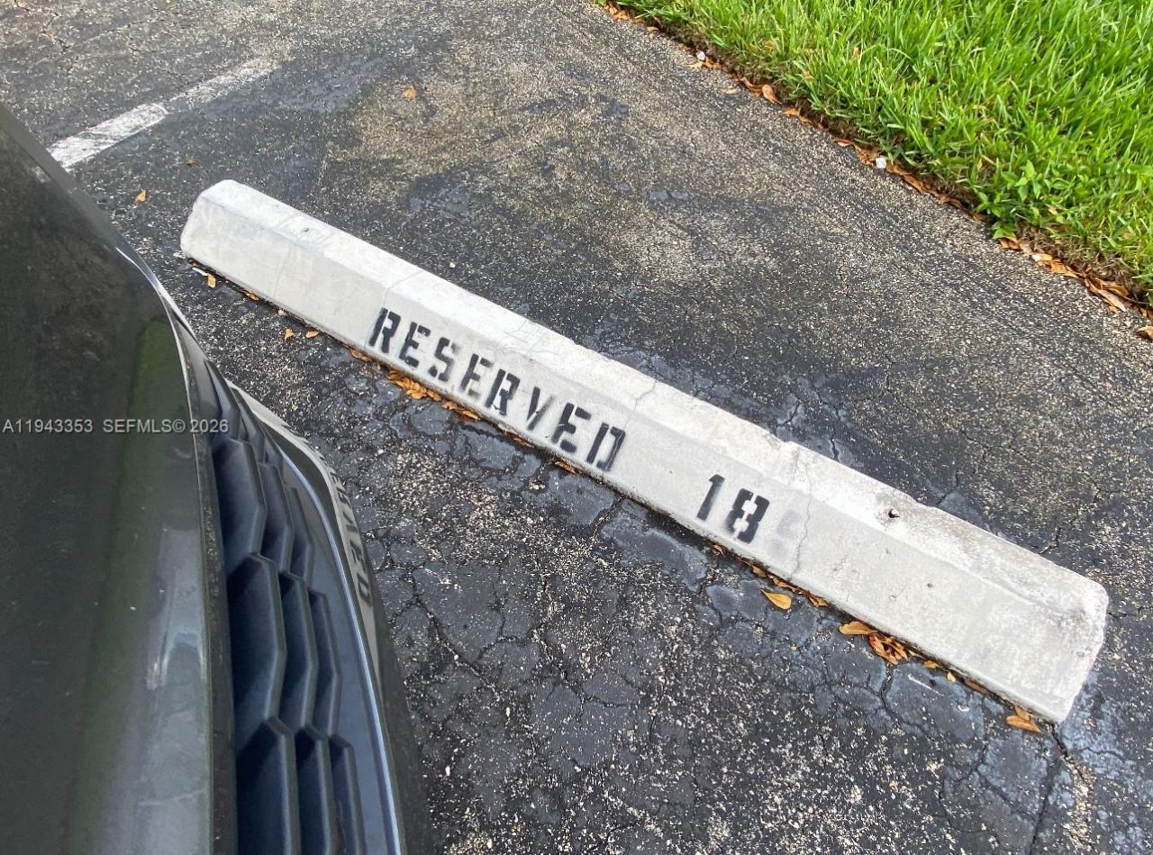 455 Golden Isles Dr, Unit 107, Hallandale Beach, FL 33009 Photo