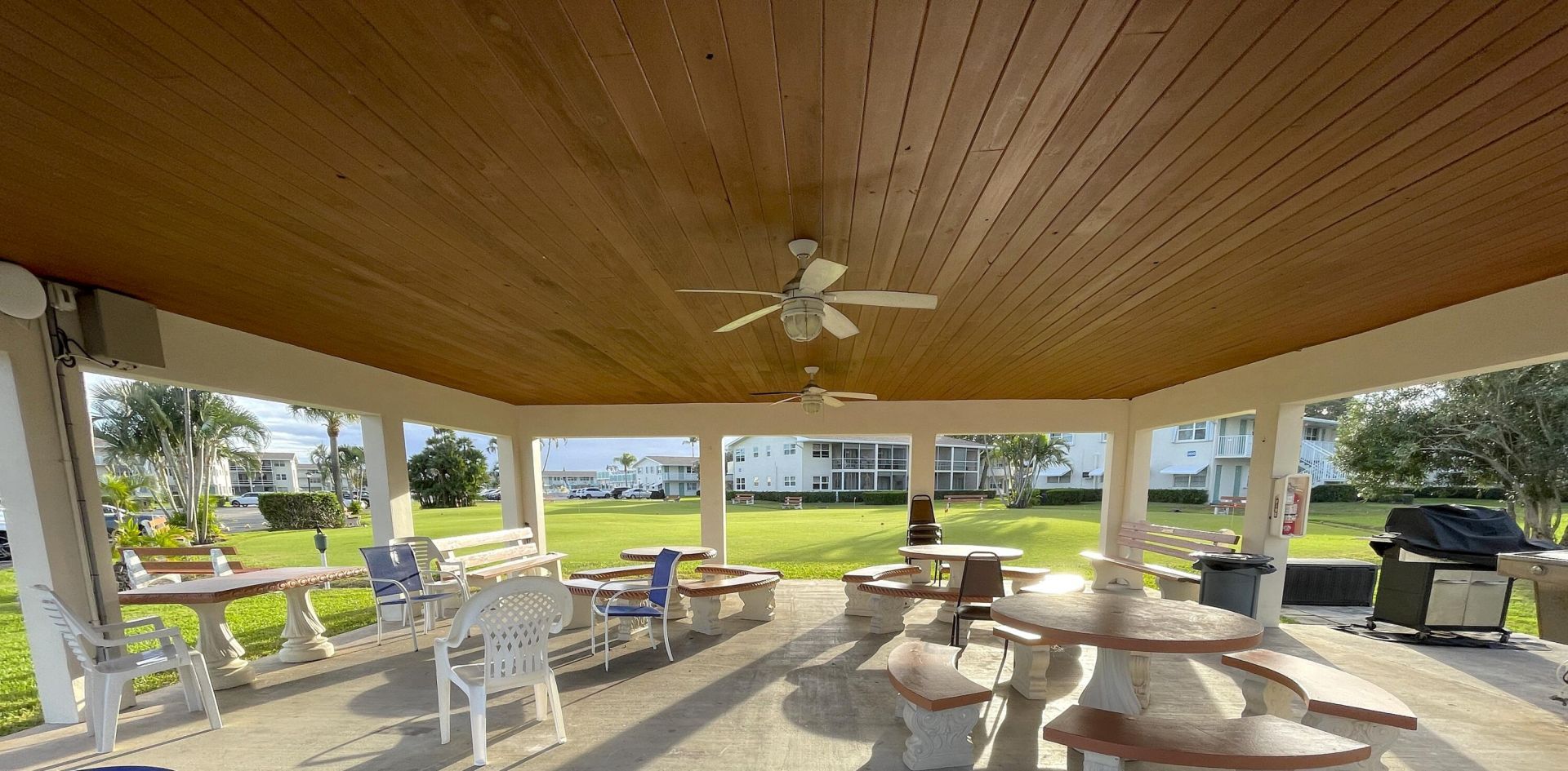 210 Horizons Street E, Unit 207, Boynton Beach, FL 33435 Photo