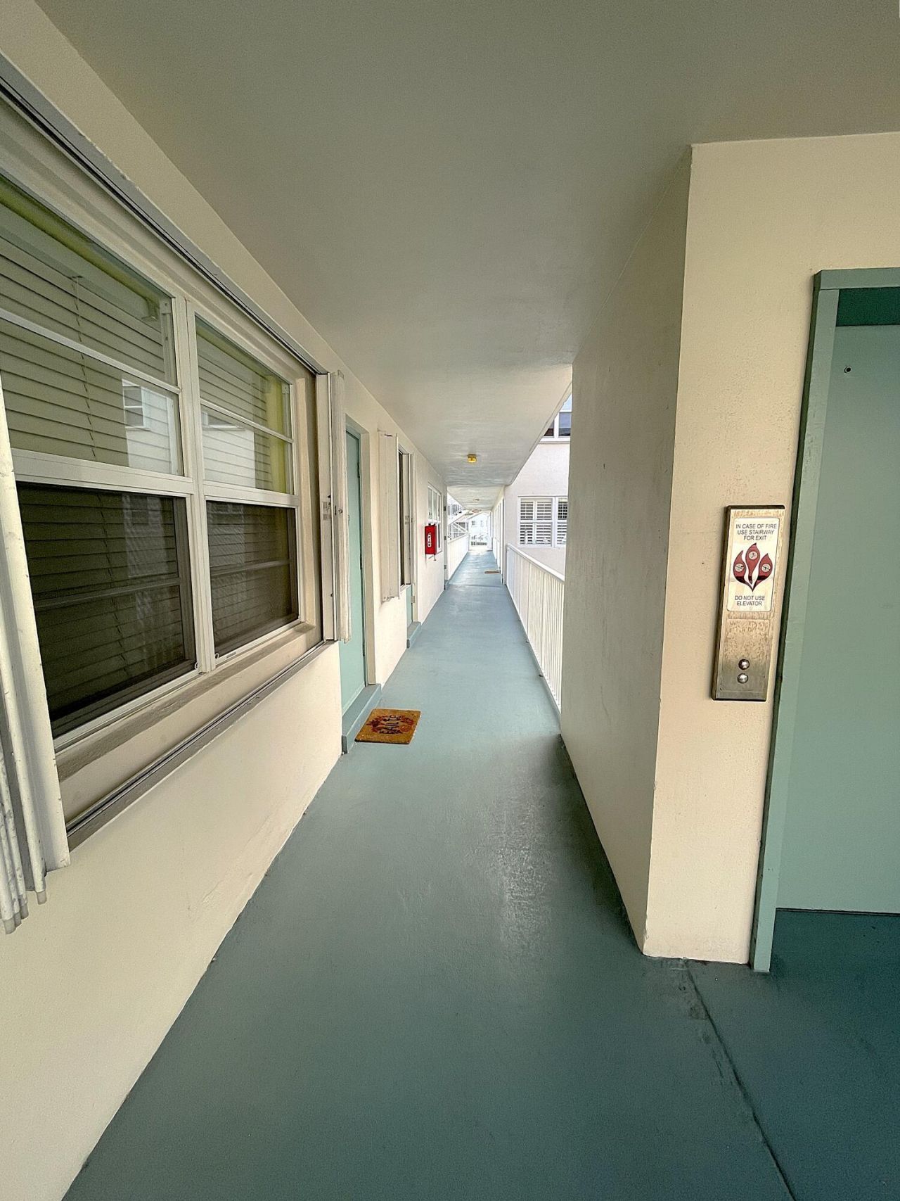 210 Horizons Street E, Unit 207, Boynton Beach, FL 33435 Photo