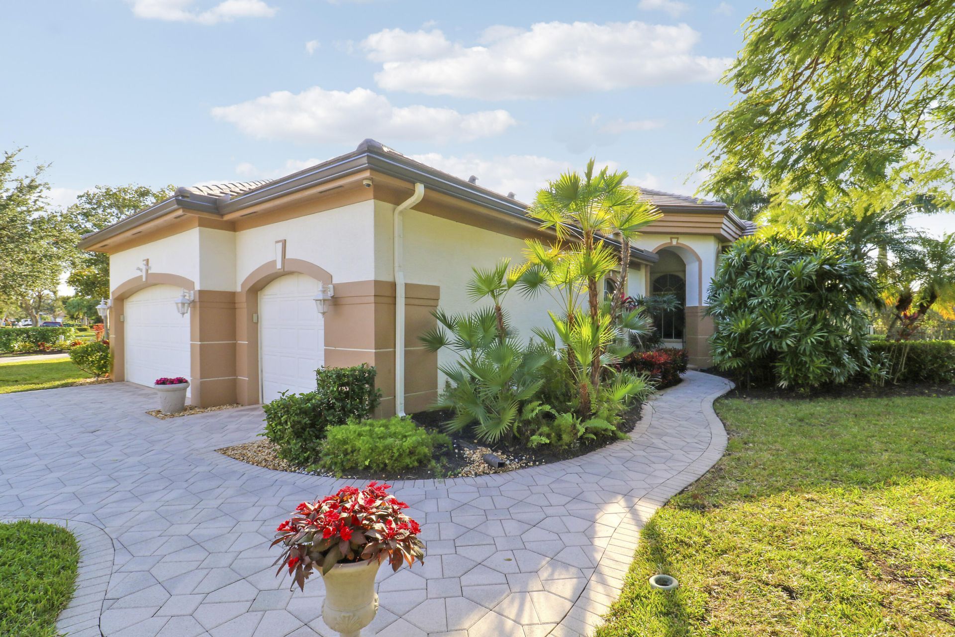 8216 Cypress Point Road, West Palm Beach, FL 33412 Photo