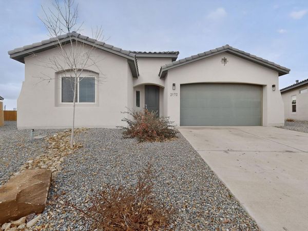 2172 Solara Loop NE, Rio Rancho, NM 87144