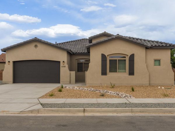 6708 Quivira Drive NW, Albuquerque, NM 87120