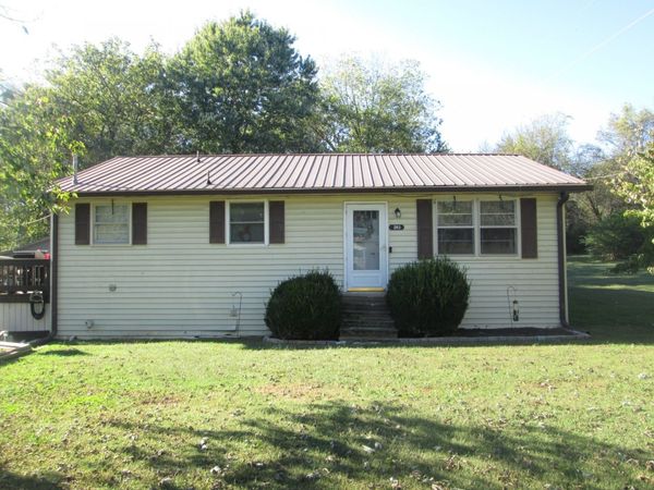 263 Hogan Rd , Gordonsville, TN 38563