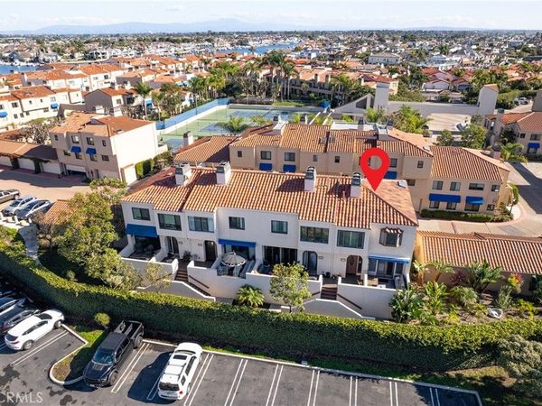 16425 Martin Lane, Huntington Beach, CA 92649