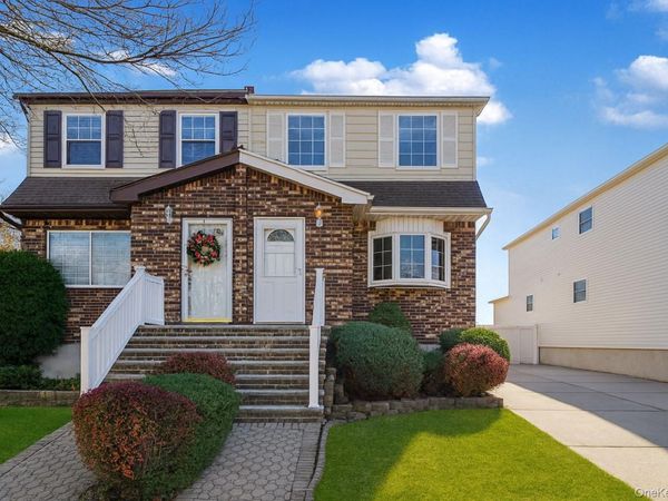 11 ironwood Street, Staten Island, NY 10308