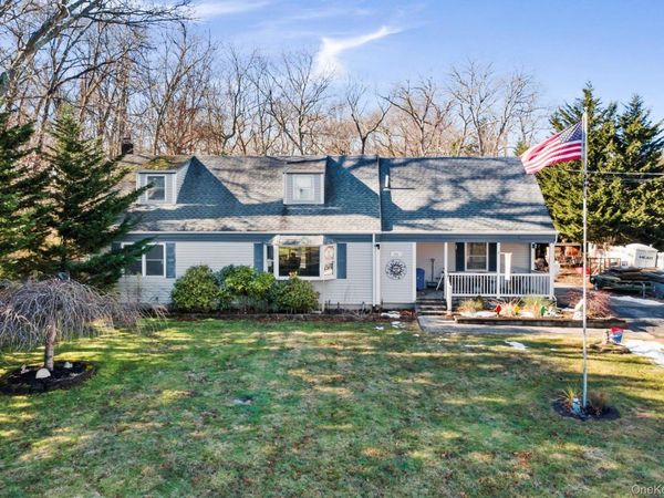 280 Moriches Road, Saint James, NY 11780