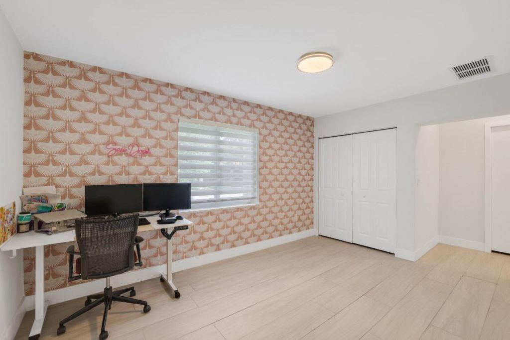 5830 SW 51st Terrace, Miami, FL 33155 Photo