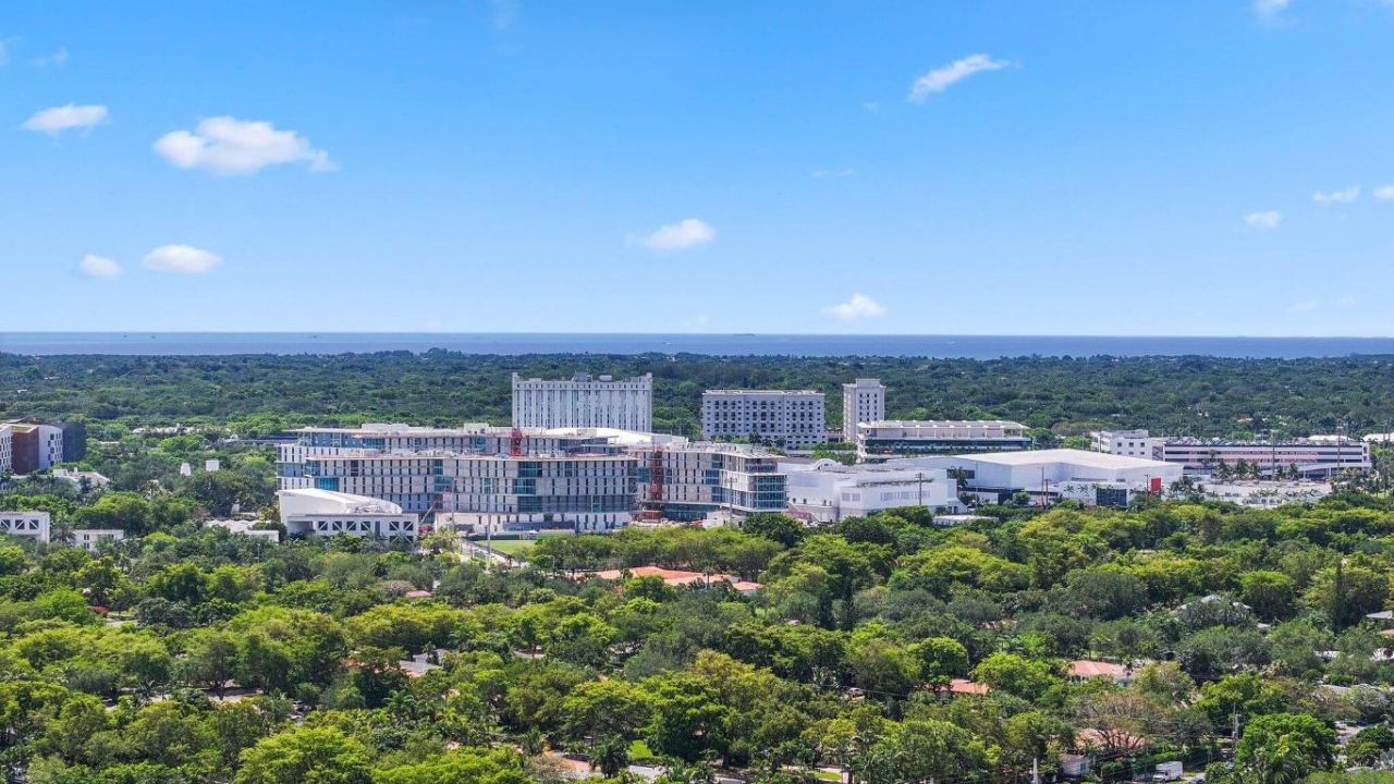 5830 SW 51st Terrace, Miami, FL 33155 Photo