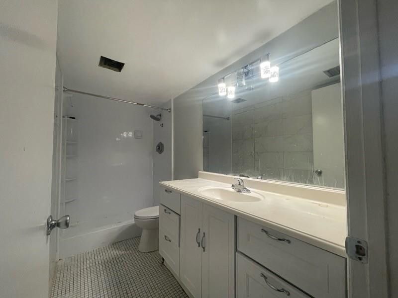 5530 NW 44th Street, Unit 318C, Lauderhill, FL 33319 Photo