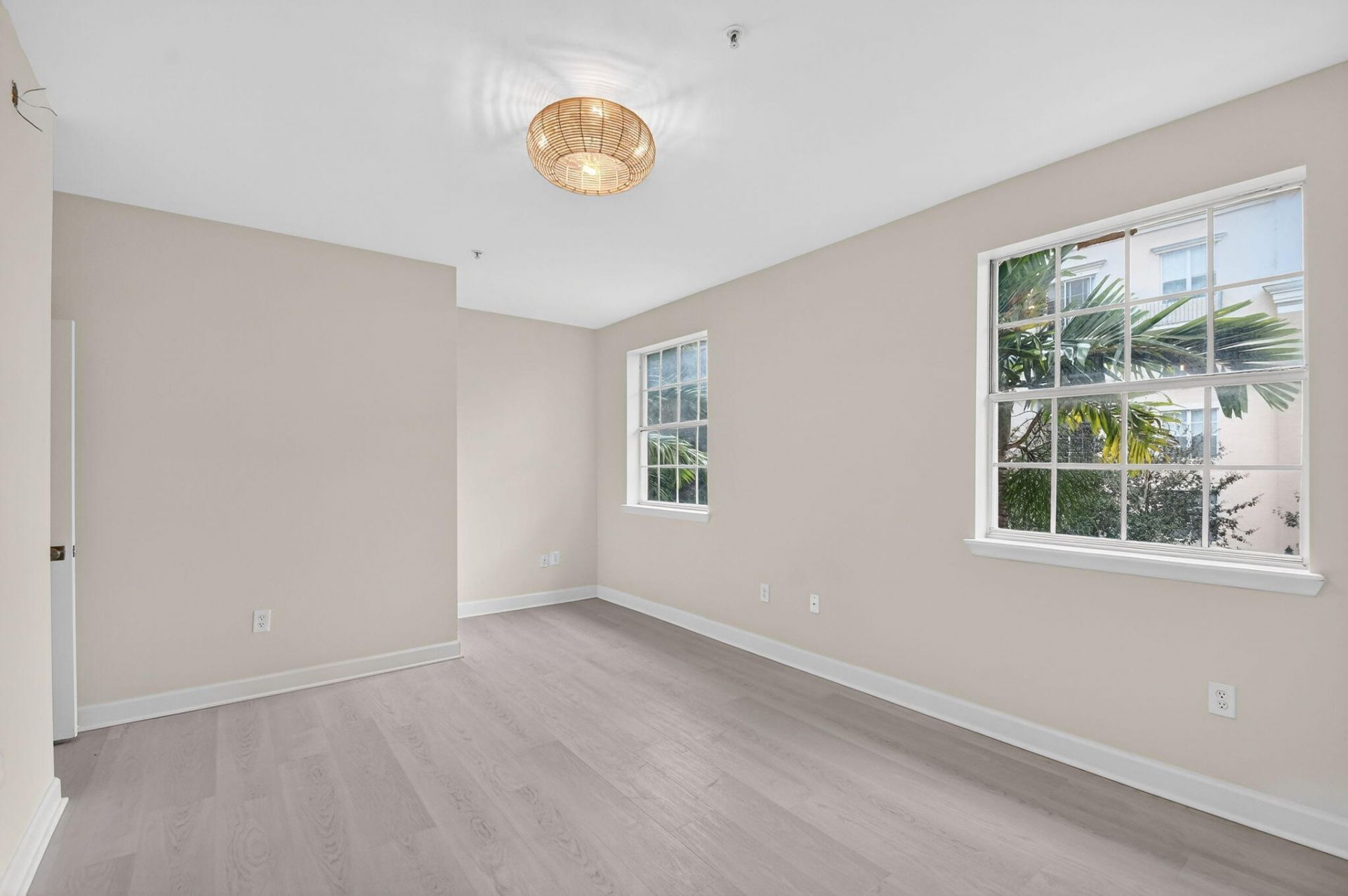 695 Hibiscus Street, West Palm Beach, FL 33401 Photo