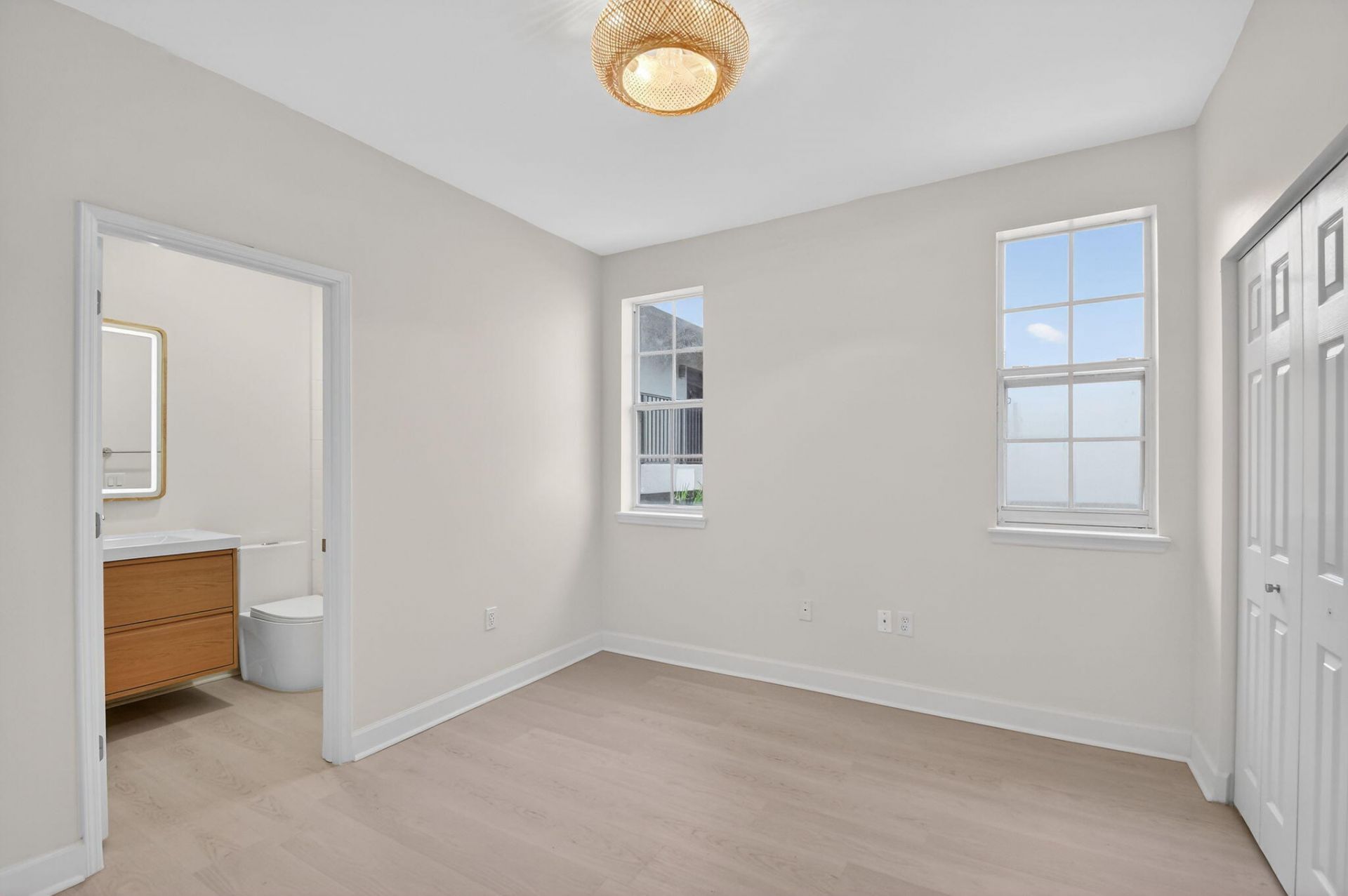 695 Hibiscus Street, West Palm Beach, FL 33401 Photo