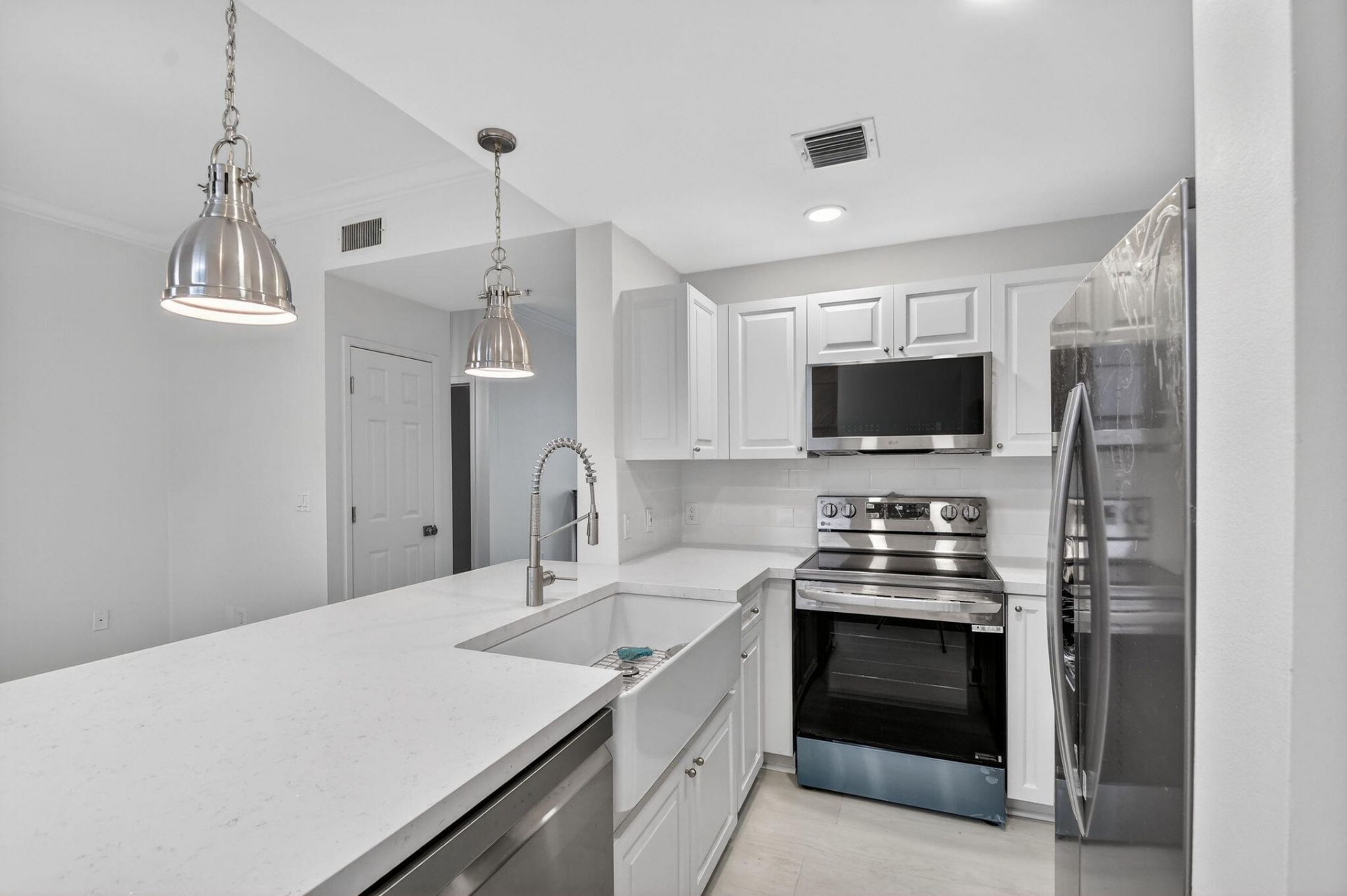 695 Hibiscus Street, West Palm Beach, FL 33401 Photo