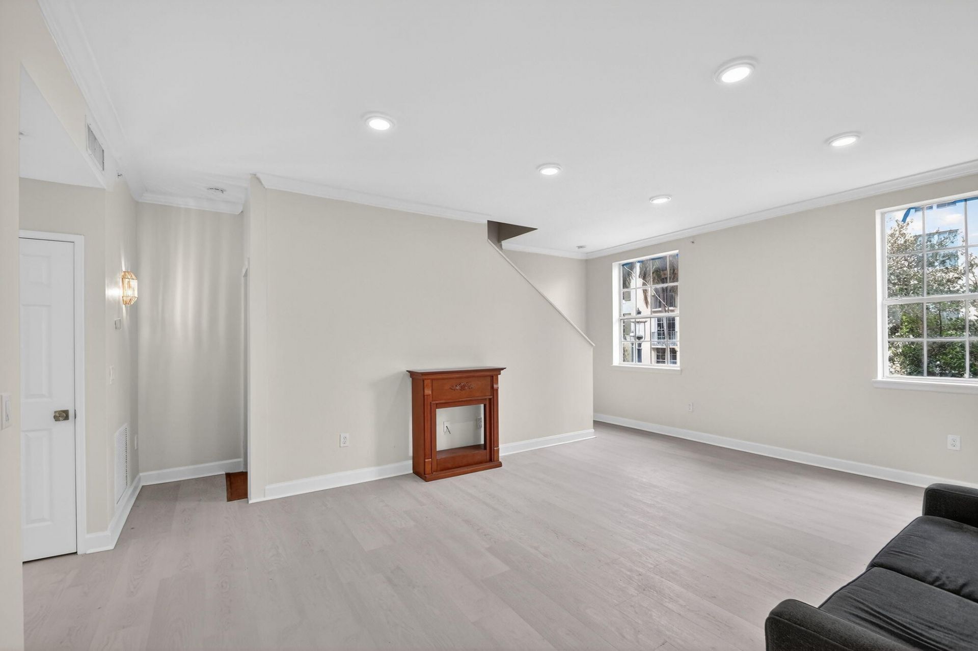 695 Hibiscus Street, West Palm Beach, FL 33401 Photo