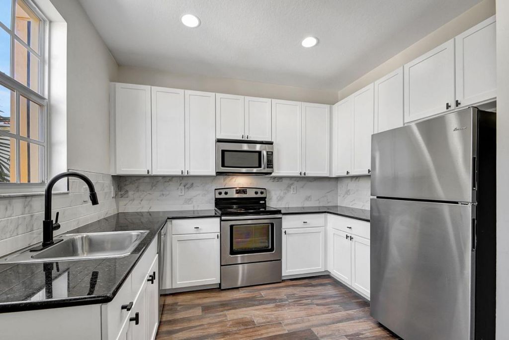 2502 N Dixie Highway, Unit 19, Lake Worth Beach, FL 33460 Photo