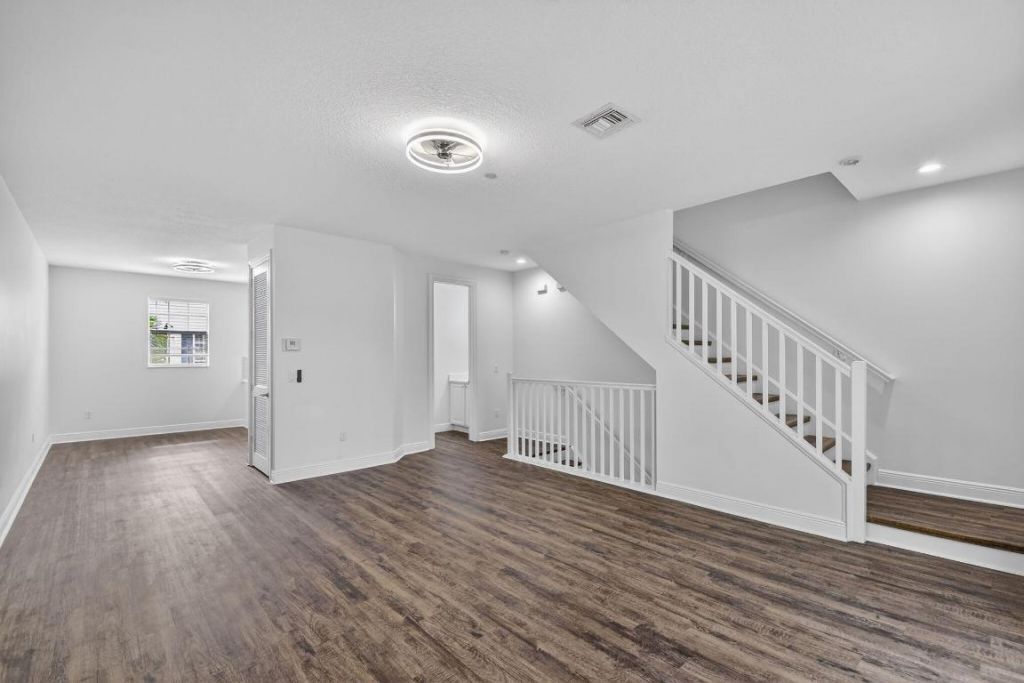 2502 N Dixie Highway, Unit 19, Lake Worth Beach, FL 33460 Photo