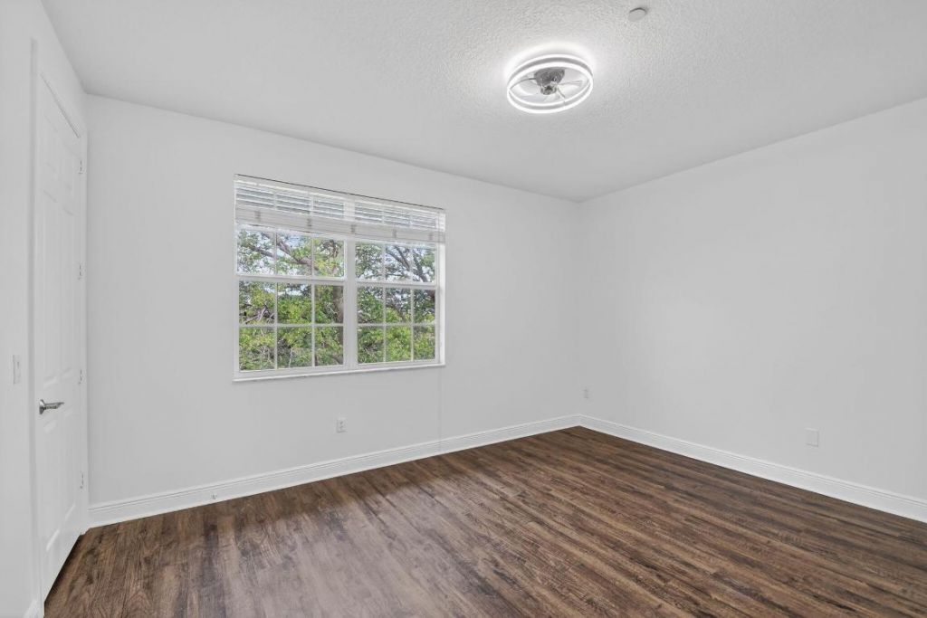 2502 N Dixie Highway, Unit 19, Lake Worth Beach, FL 33460 Photo