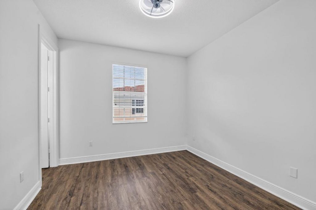 2502 N Dixie Highway, Unit 19, Lake Worth Beach, FL 33460 Photo