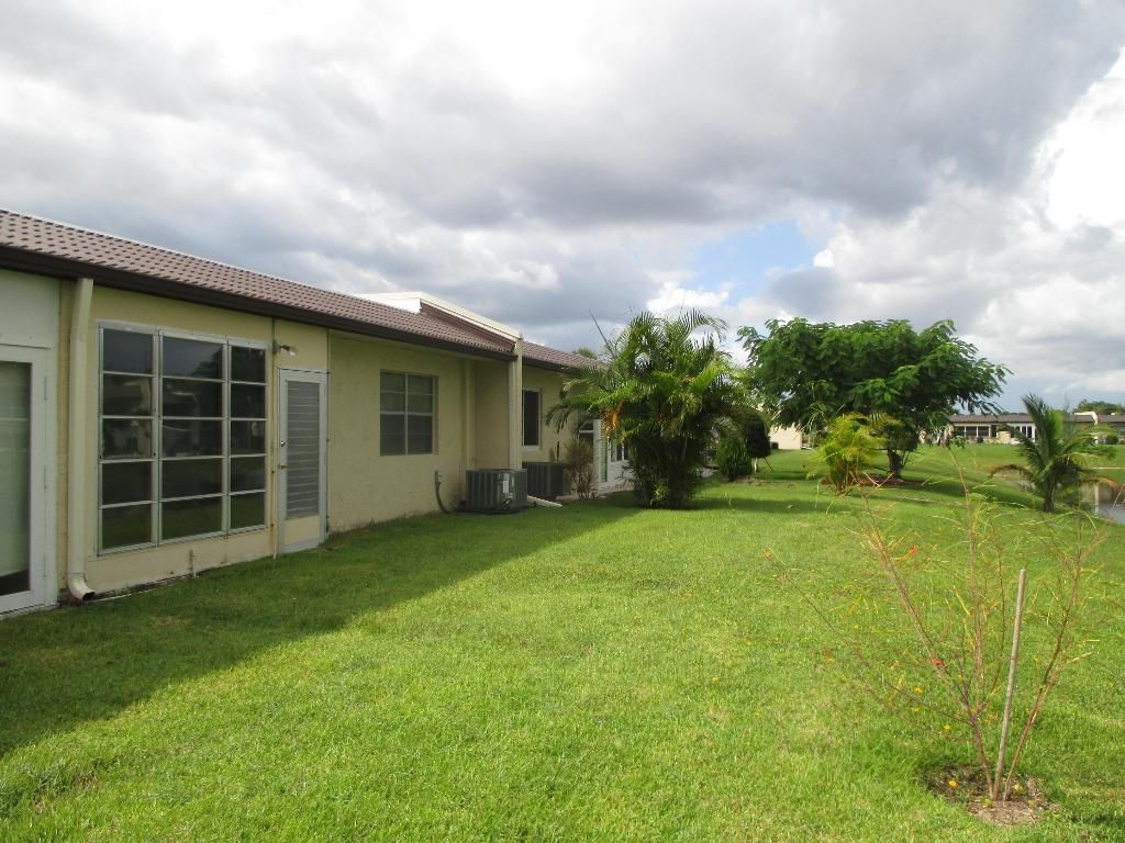 206 Lake Meryl Drive, West Palm Beach, FL 33411 Photo