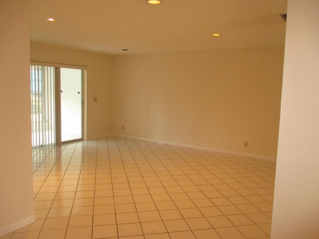 206 Lake Meryl Drive, West Palm Beach, FL 33411 Photo