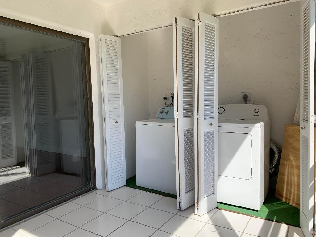 9370 SW 8th Street, Unit 202, Boca Raton, FL 33428 Photo