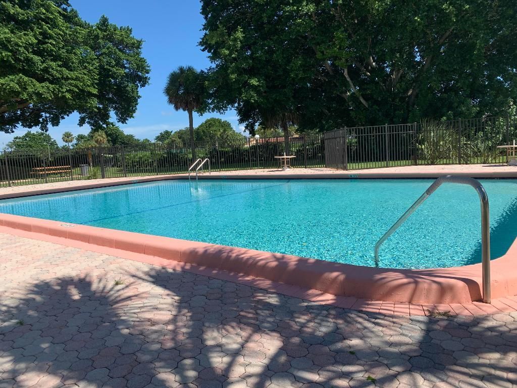 9370 SW 8th Street, Unit 202, Boca Raton, FL 33428 Photo