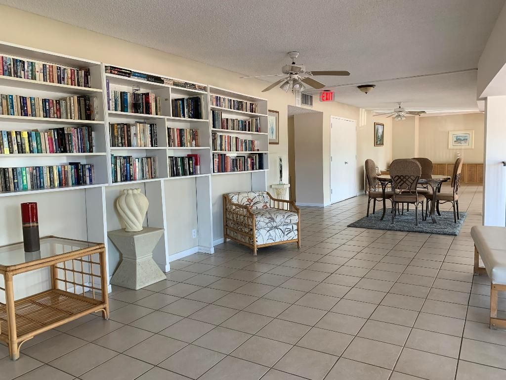9370 SW 8th Street, Unit 202, Boca Raton, FL 33428 Photo