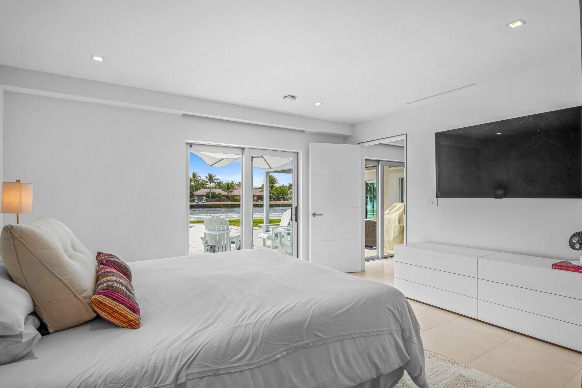 35 Castle Harbor Island, Fort Lauderdale, FL 33308 Photo