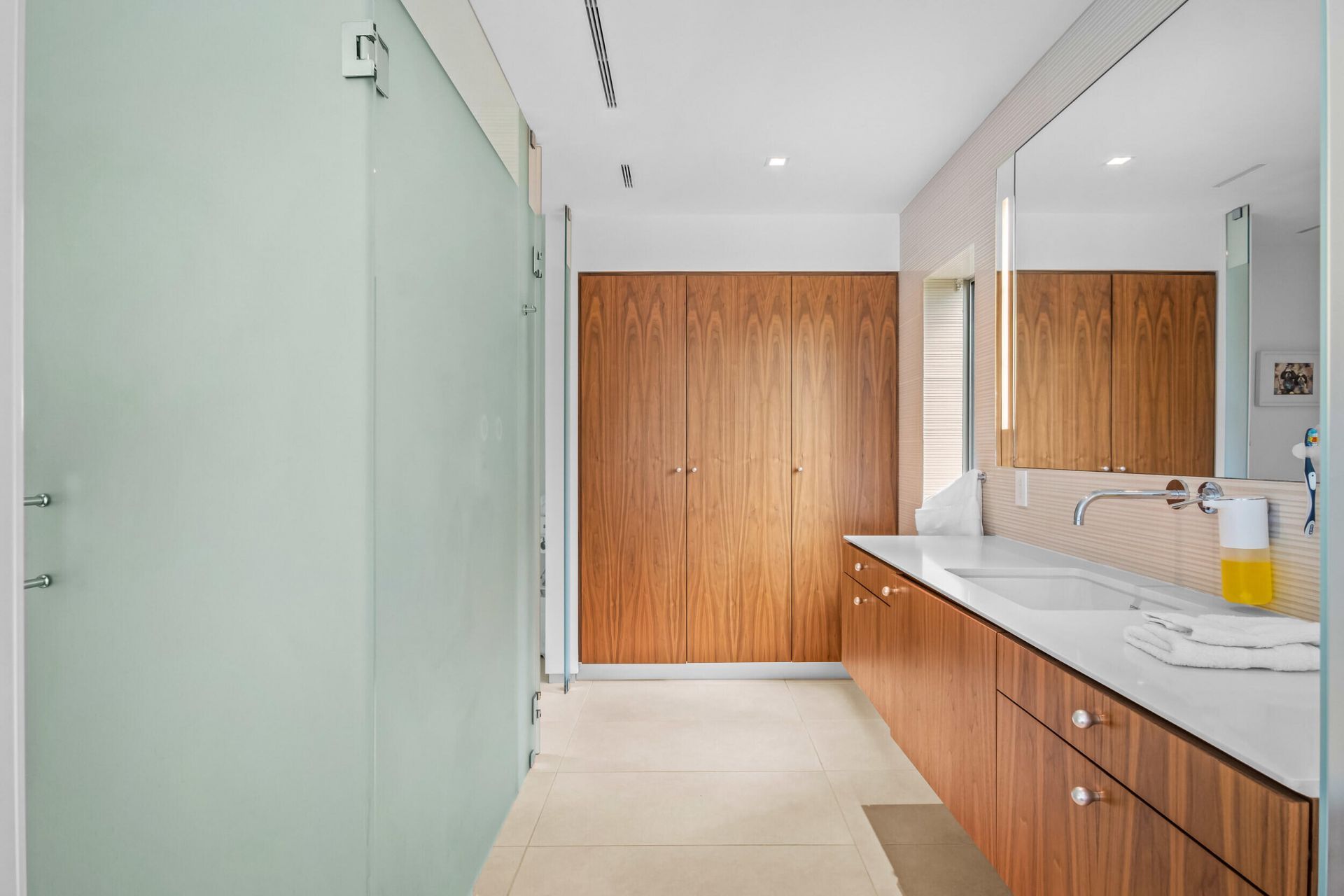 35 Castle Harbor Island, Fort Lauderdale, FL 33308 Photo