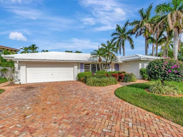 4410 NE 24th Avenue, Lighthouse Point, FL 33064