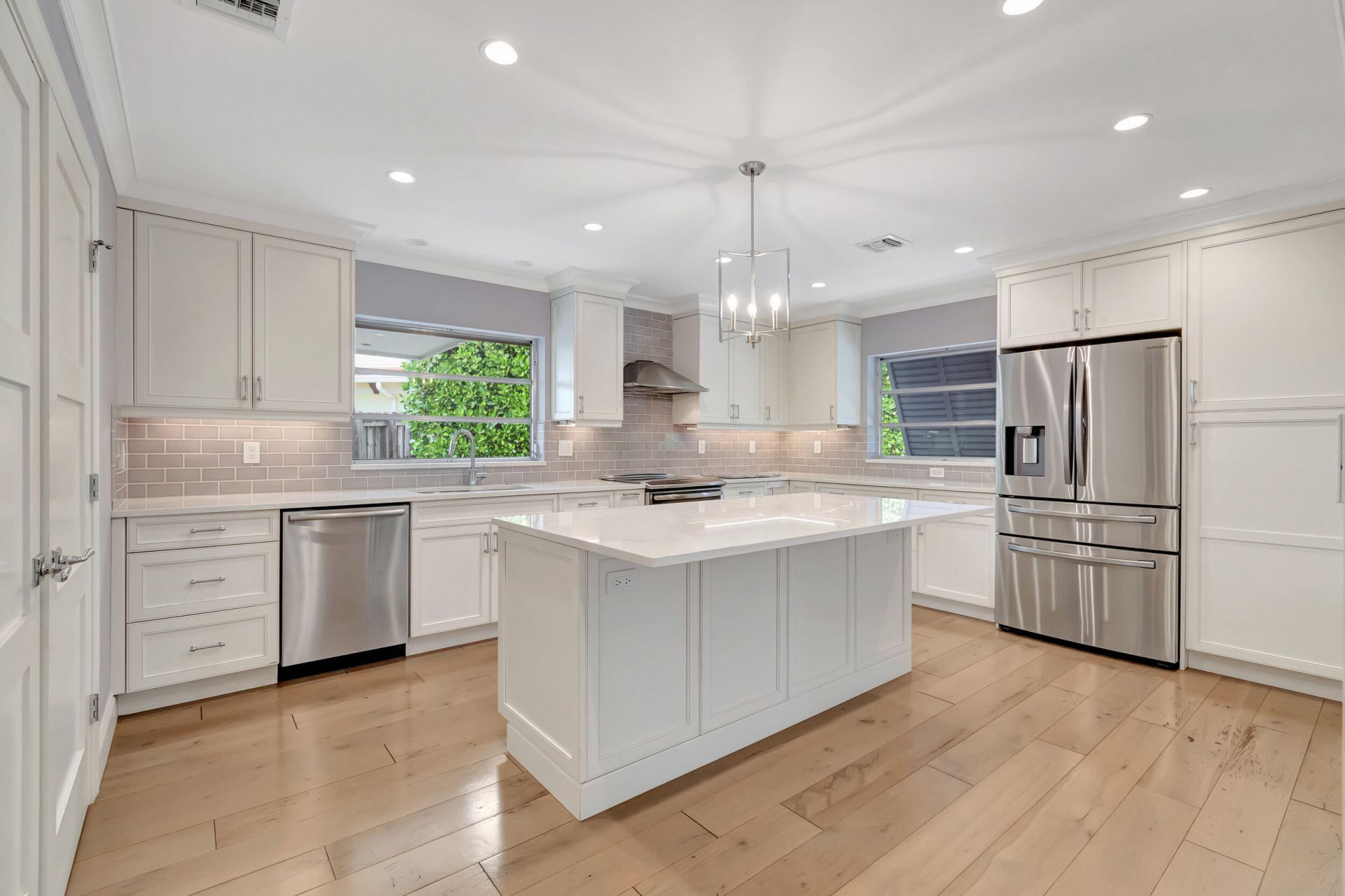 4410 NE 24th Avenue, Lighthouse Point, FL 33064 Photo