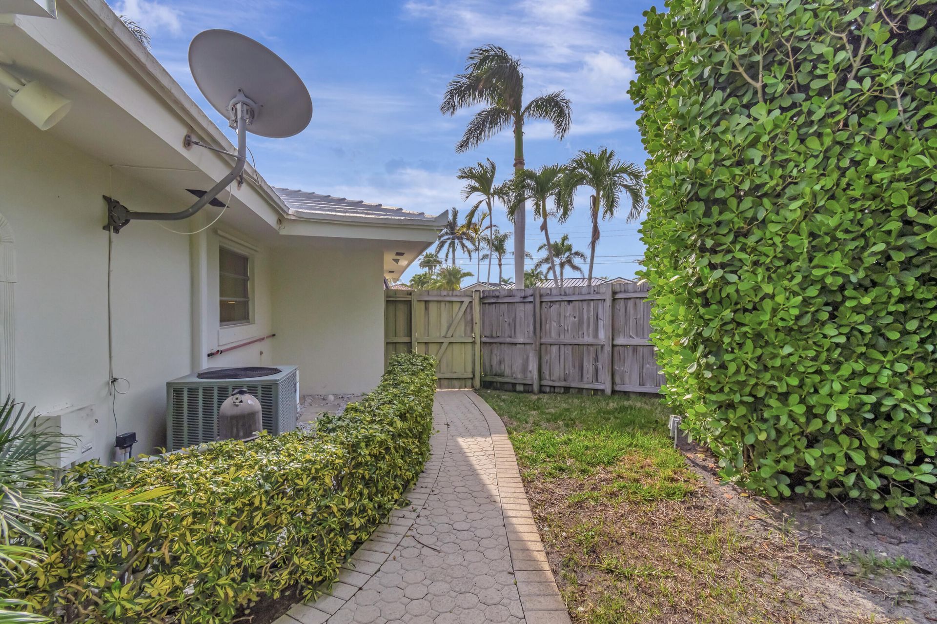 4410 NE 24th Avenue, Lighthouse Point, FL 33064 Photo