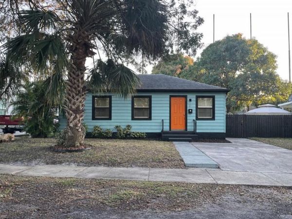 824 Winters Street, West Palm Beach, FL 33405