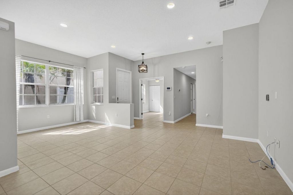 1475 Running Oak Lane, Royal Palm Beach, FL 33411 Photo