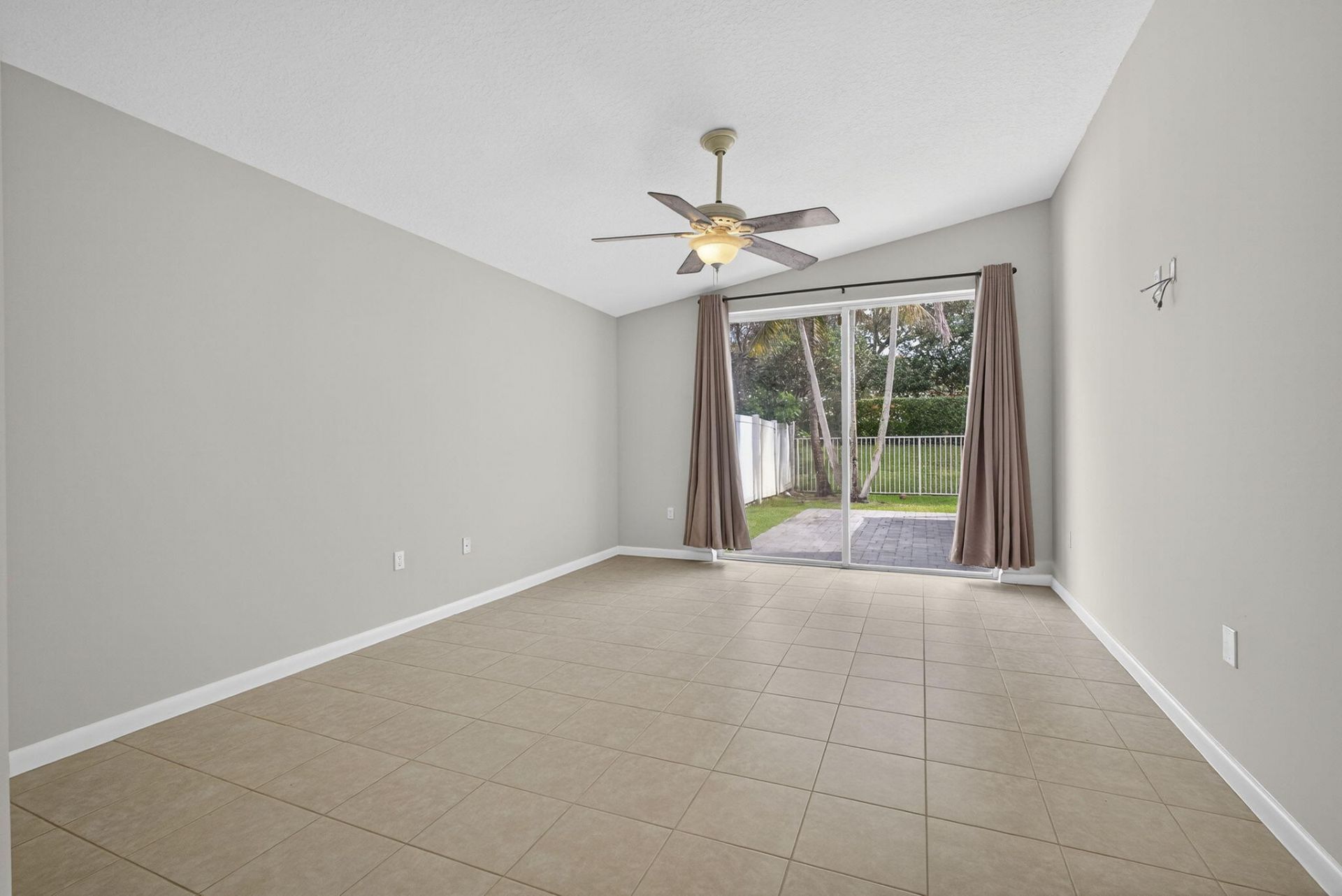 1475 Running Oak Lane, Royal Palm Beach, FL 33411 Photo