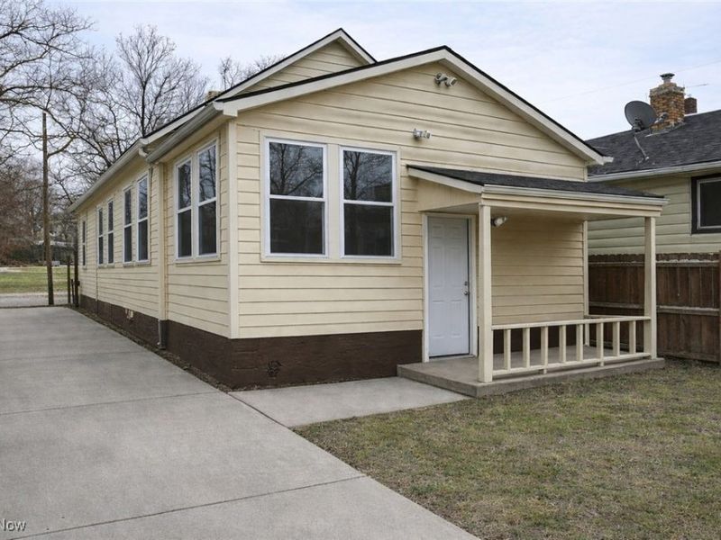 4088 E 72nd Street, Cleveland, OH 44105 Photo 2