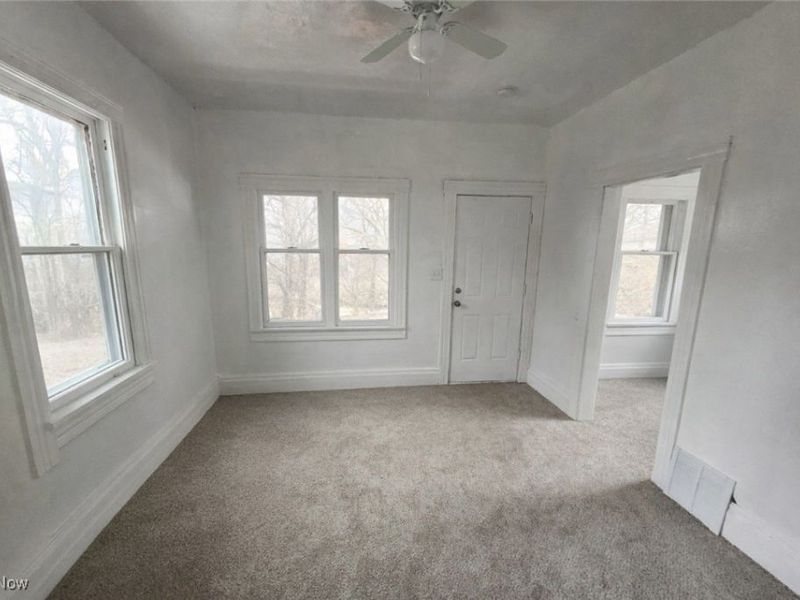 4088 E 72nd Street, Cleveland, OH 44105 Photo 5