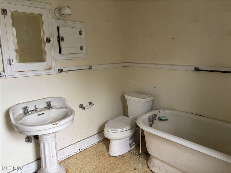 761 Glendora Avenue, Akron, OH 44320 Photo 7