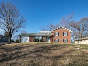 1147 Athenia Drive, Lexington, KY 40504