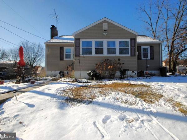 400 W HOLLY OAK ROAD, WILMINGTON, DE 19809