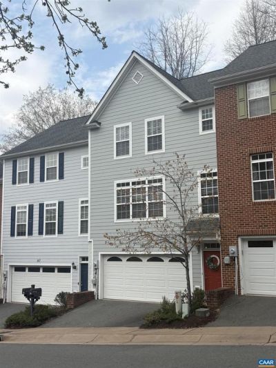 149 Brookwood Dr, Charlottesville, VA 22902 Main Photo