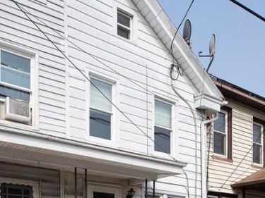 303 N PINE STREET, MIDDLETOWN, PA 17057