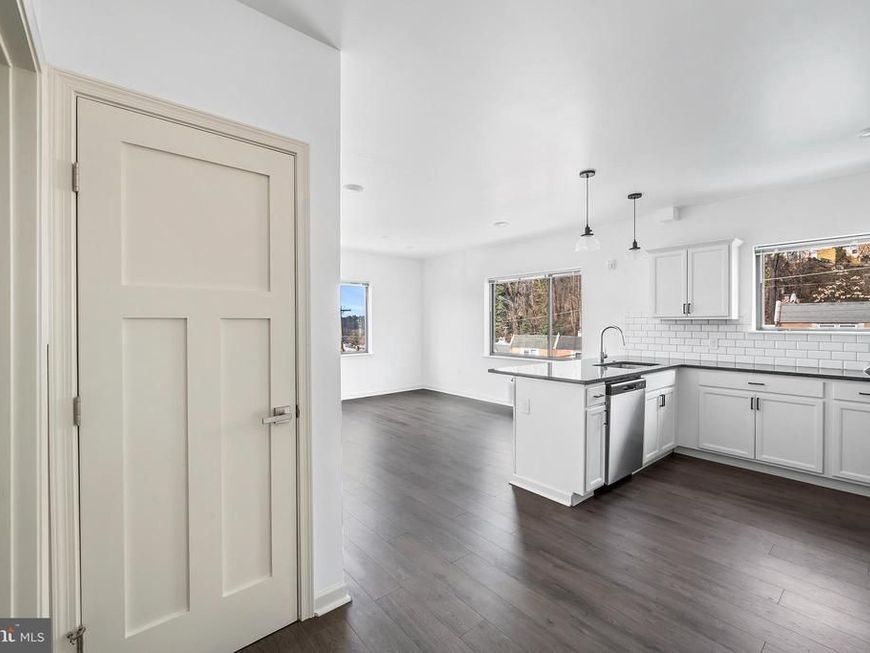 5312 Ridge Avenue, Unit 311, Philadelphia, PA 19128 Main Photo