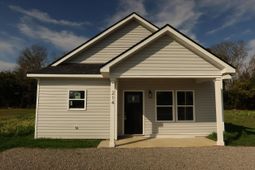 214 Avocada Drive photo 4